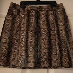 TCEC Mini skirt